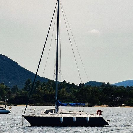 Отель Stlocavoile 4, Bateau Seuls A Bord Порто-Веккьо Экстерьер фото